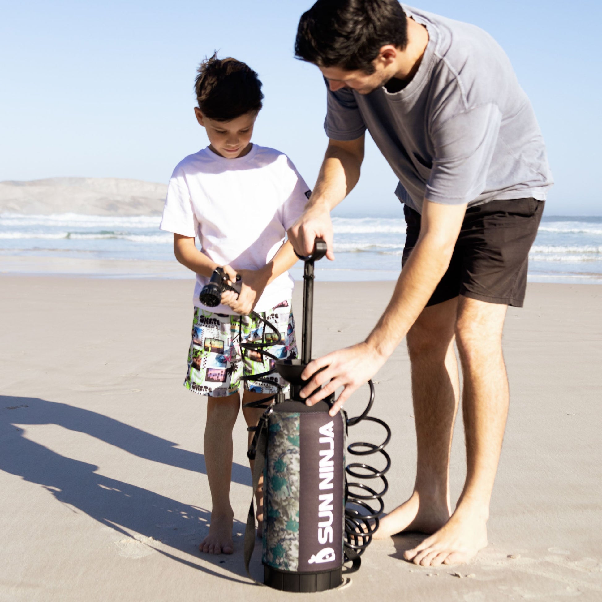 portable-shower-2-1-gallon-o9 0010_Portable_shower_2.1gal_camo_6.jpg