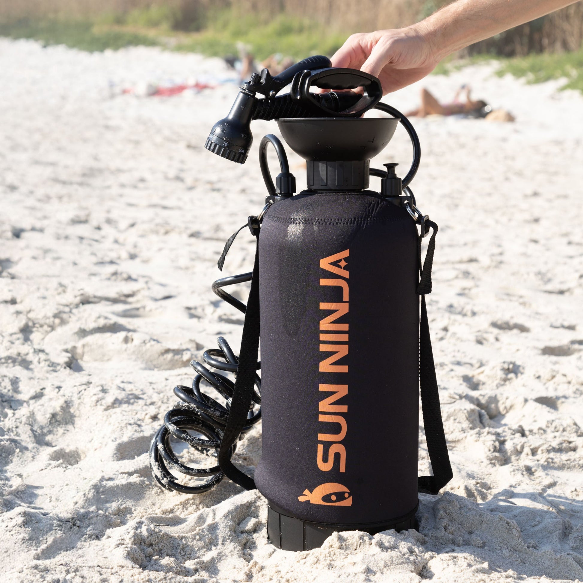 portable-shower-2-1-gallon-o9 0018_Portable_shower_2.1gal_black_6.jpg