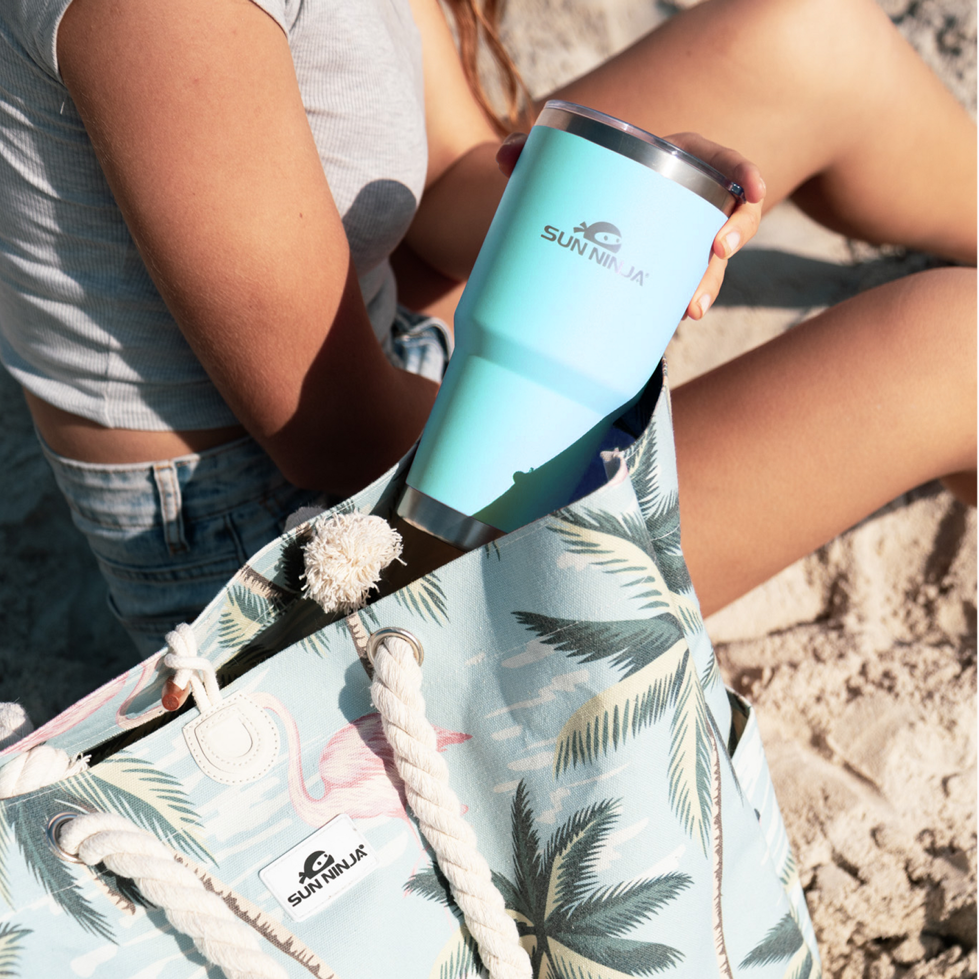 30-oz-tumbler-b8 30oz_tumbler_turquoise_7_e4ddf845-09d2-4f4f-9530-96eaa8ffe8ea.png