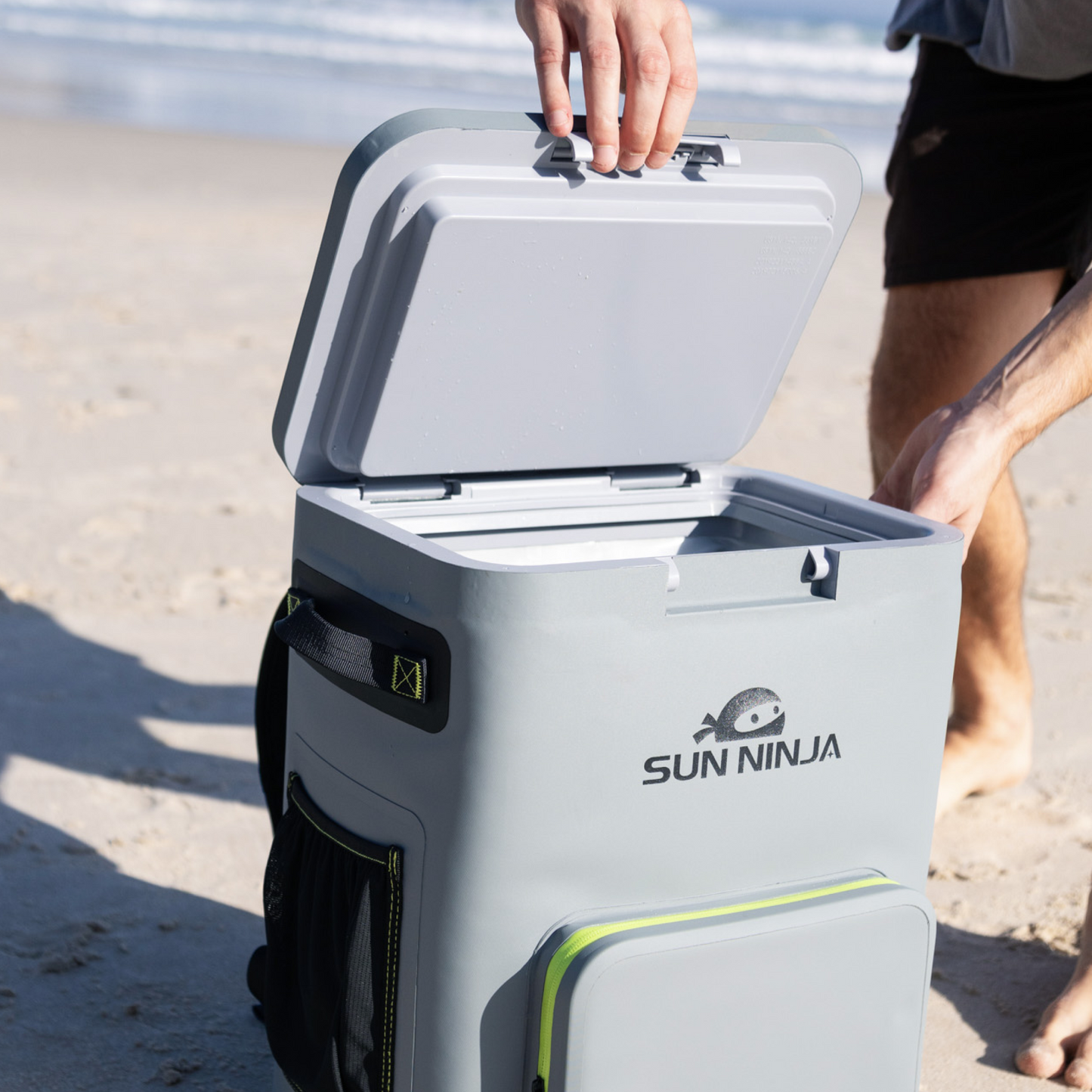 backpack-cooler-m0 Backpack_cooler_grey_9.png
