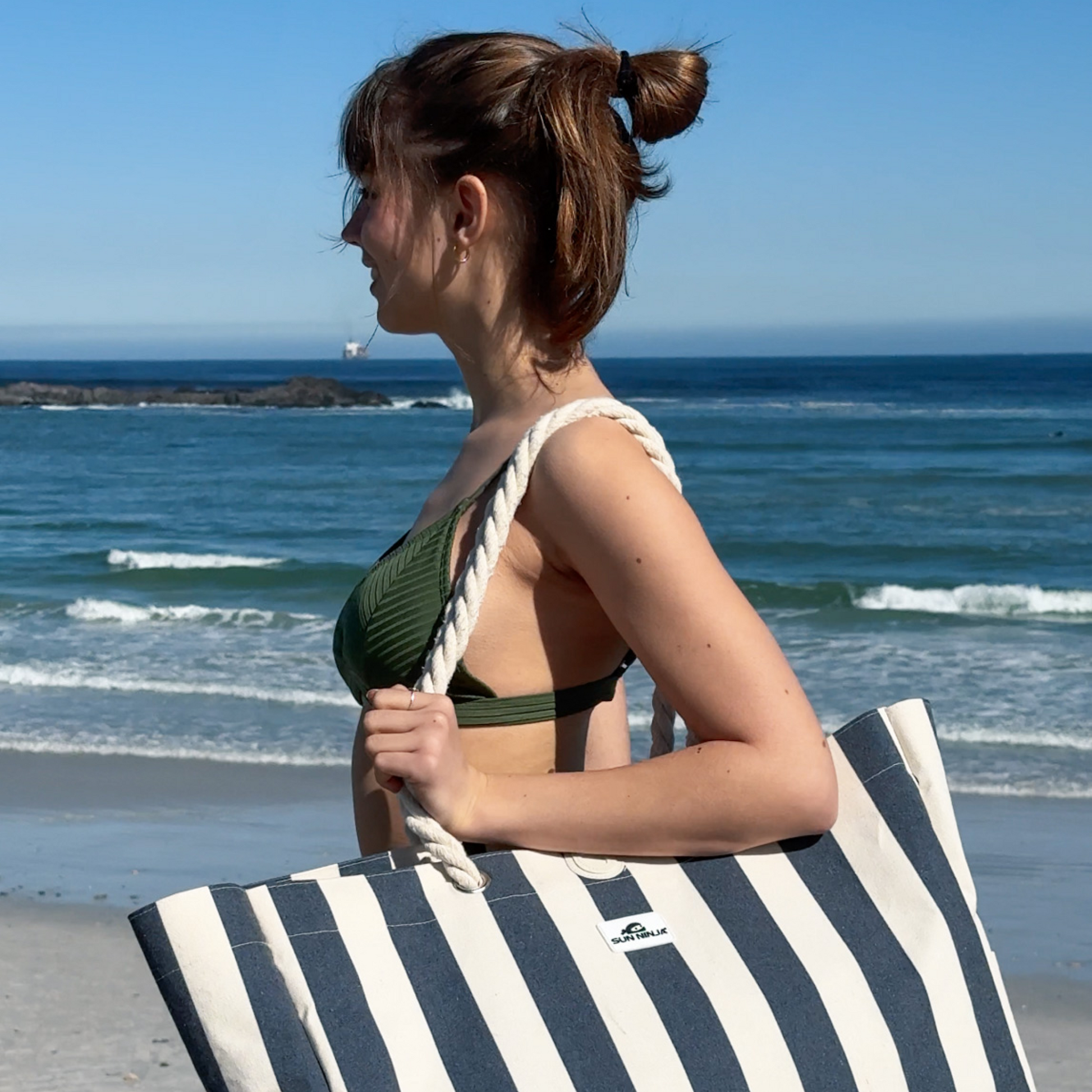 canvas-tote-r1 Canvas_tote_navy-stripe_6.png