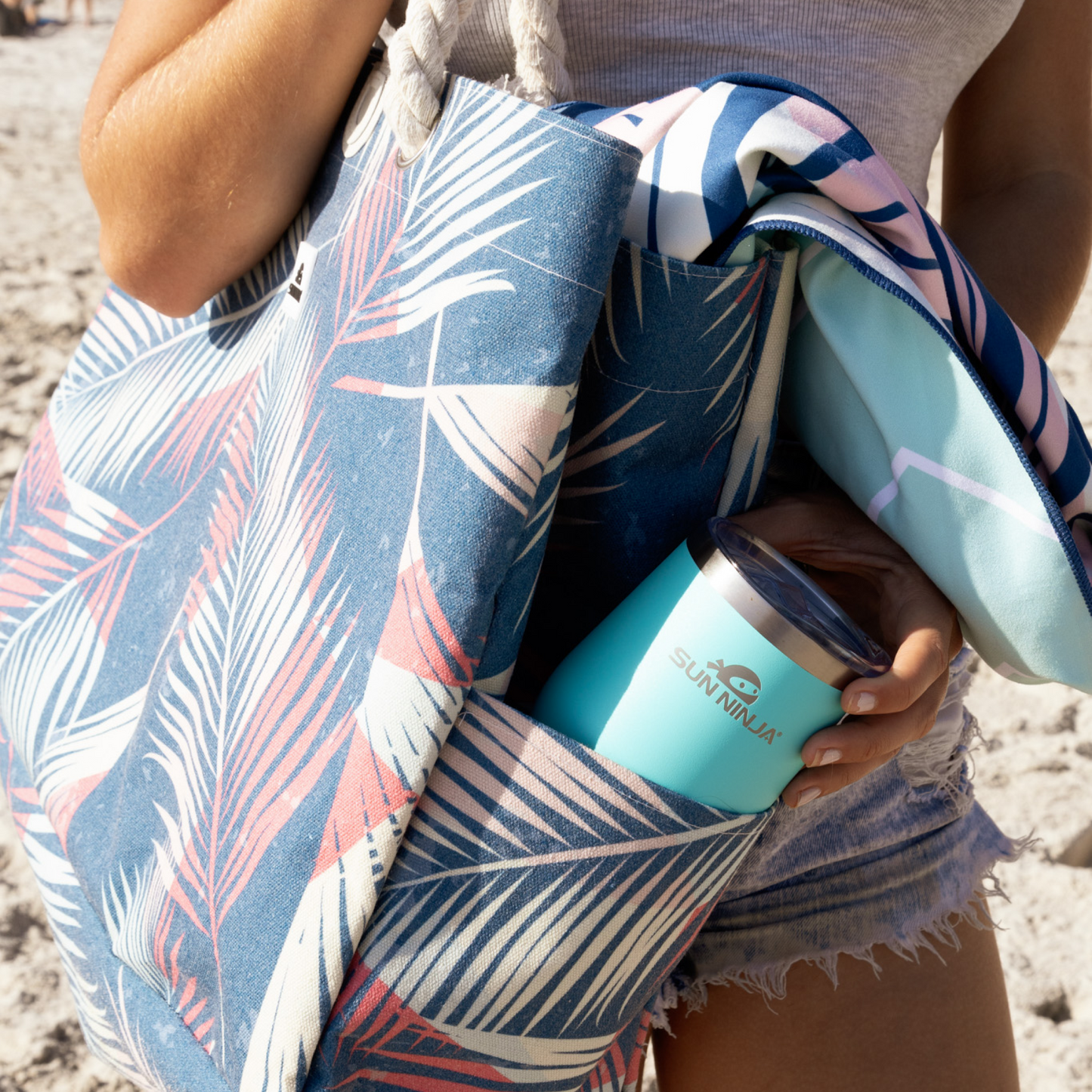 canvas-tote-r1 Canvas_tote_palm-leaves_7.png