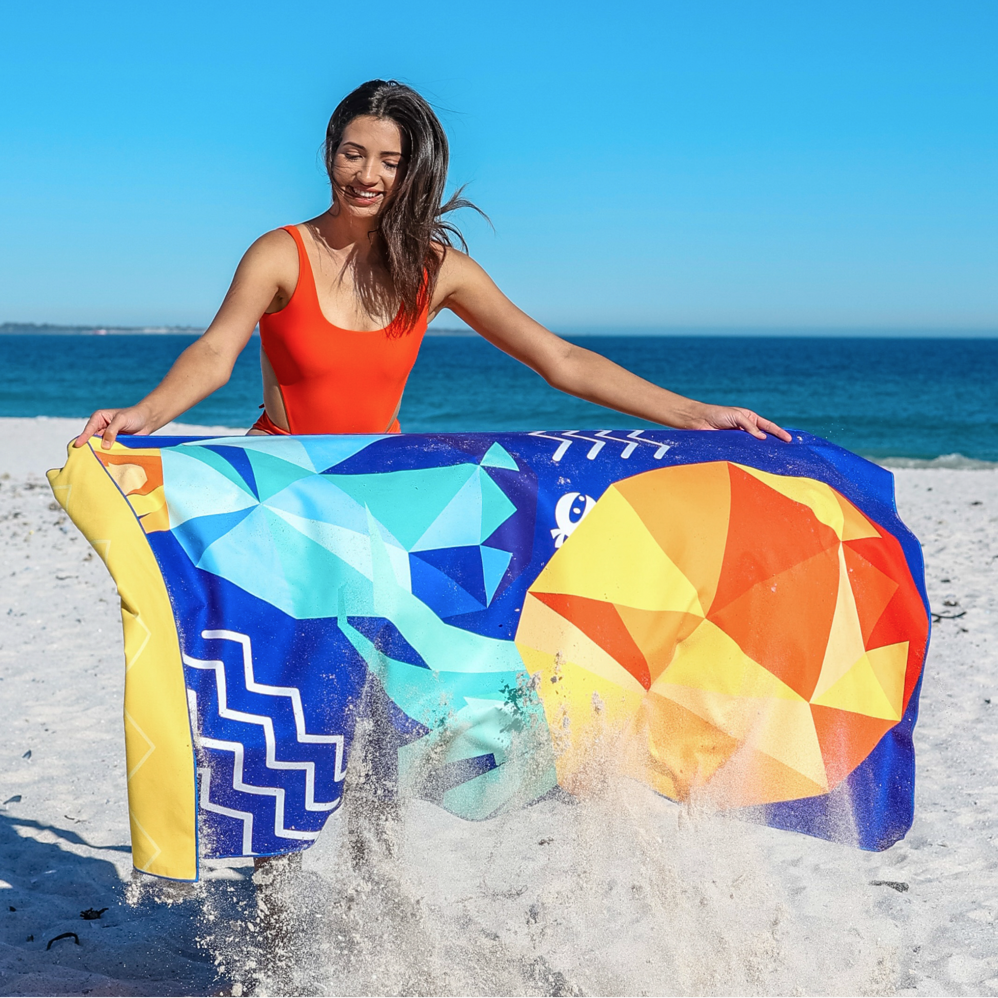 microfiber-beach-towel-g8 Microfiber_beach_towel_pineapple_3.png