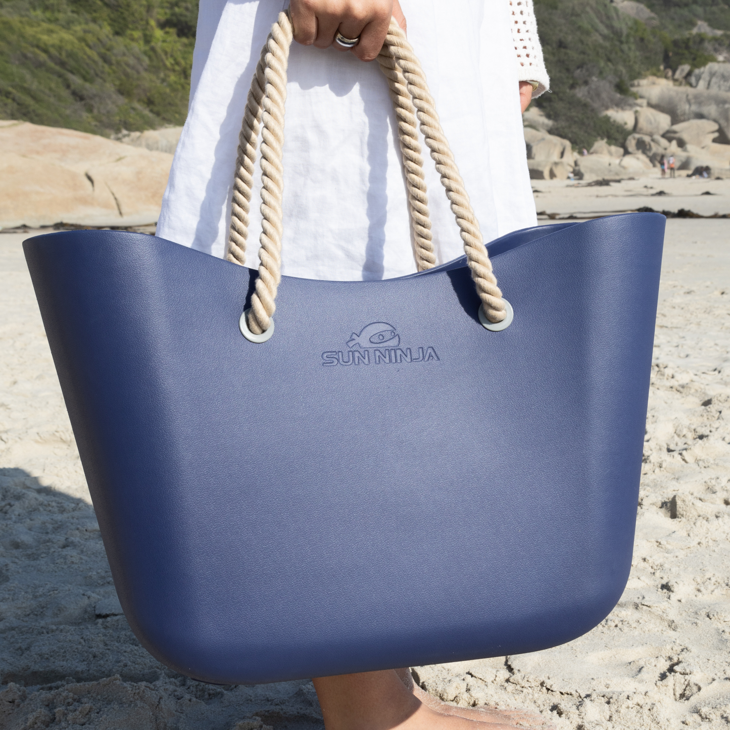 rubber-beach-tote-y2 Sun-Ninja-rubber_tote_navy_7.png