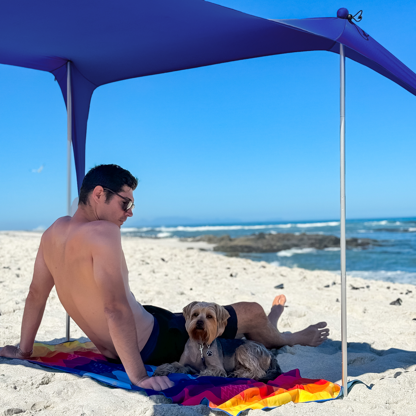 beach-tent-2-person-b4 Sun-Ninja_2_person_tent_navy_7.png