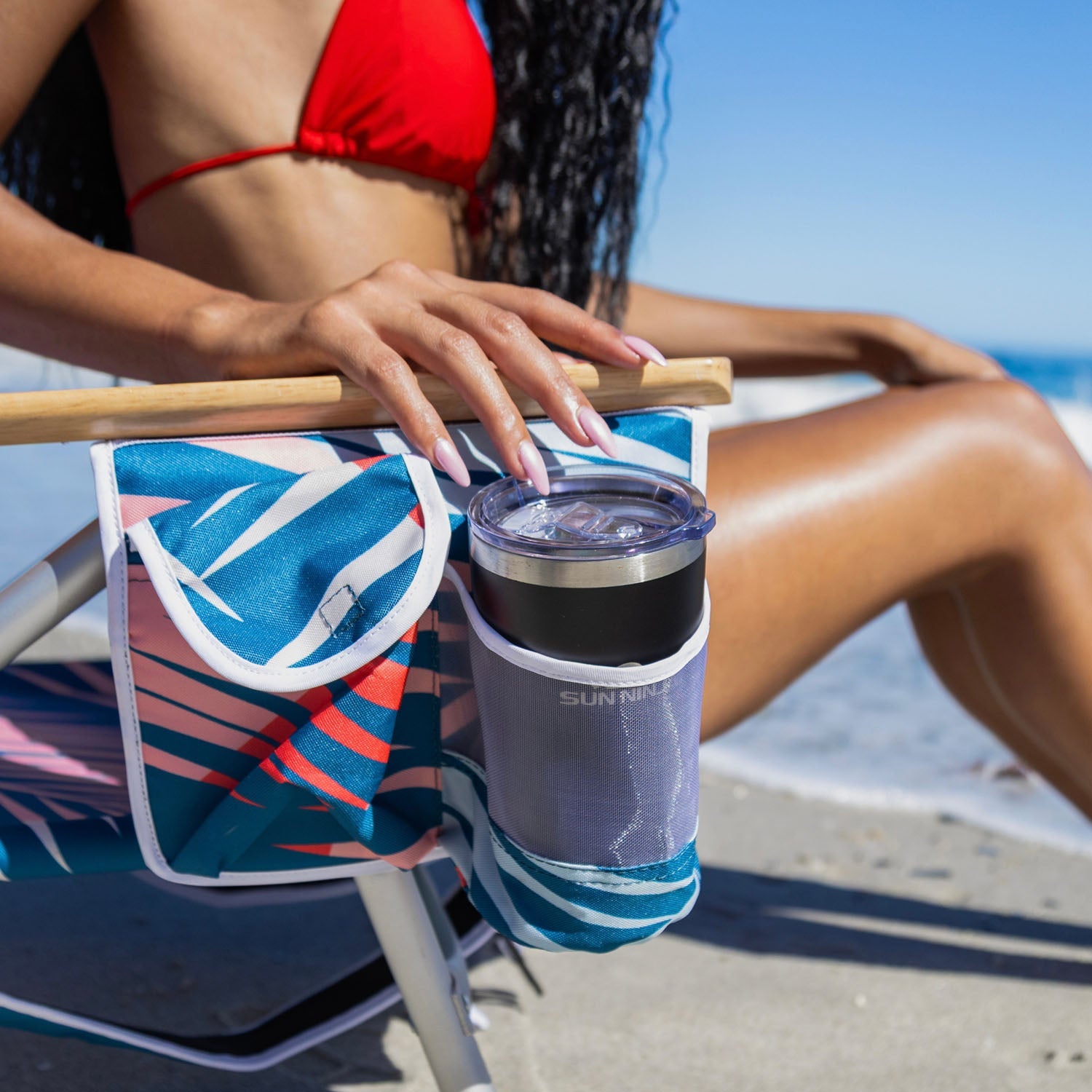 the-father-s-day-bundle-h0 Sun-Ninja_Beach_Chair_Flamingos_0_0020_Sun-Ninja_Beach_Chair_Navy_Palm_Leaves_6.jpg
