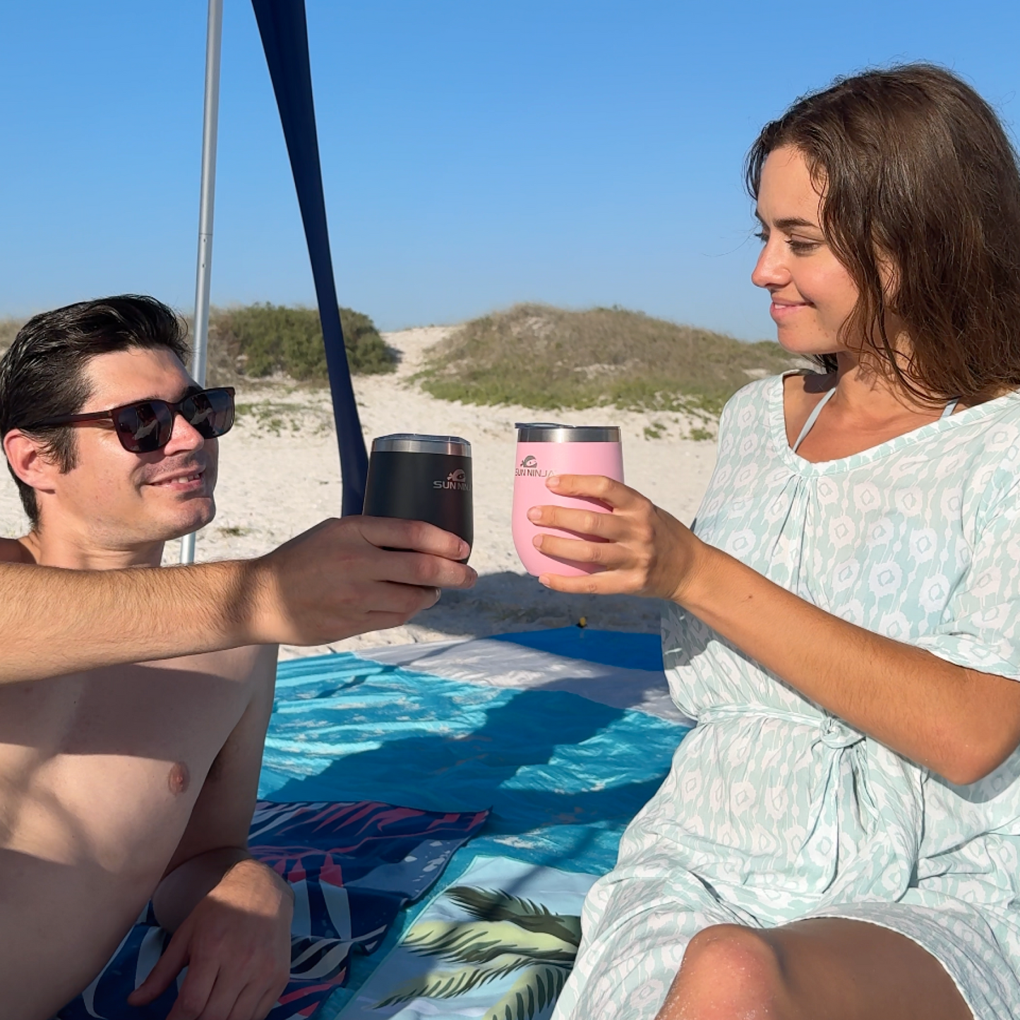 12-oz-wine-tumbler-w4 Wine_tumbler_12oz_black_5.png
